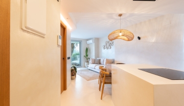 Resa Estates apartment for sale Botafoch Ibiza entrance kitchen .jpg